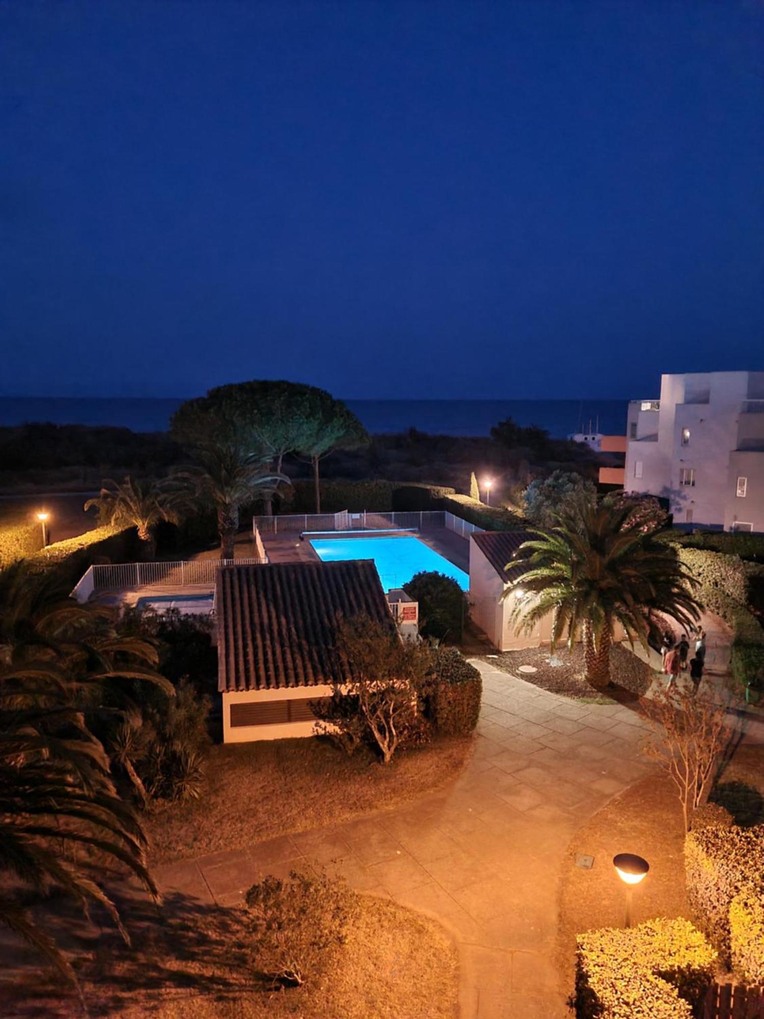 Magnifique Vue Mer Pour Ce T2 Avec Piscine Saint-Cyprien  Exteriör bild